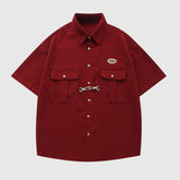 Camisas con botones de metal y diseño de gofre